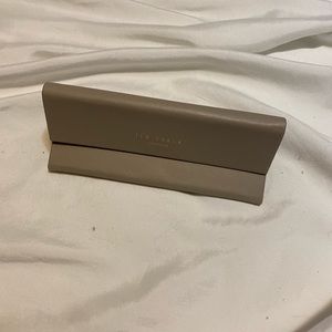 Ted baker sunglasses case